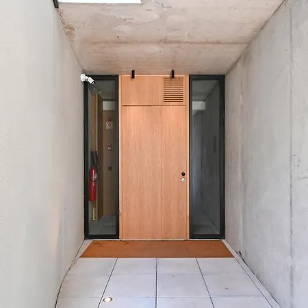 Casa Da Vanguarda By Sé Braga